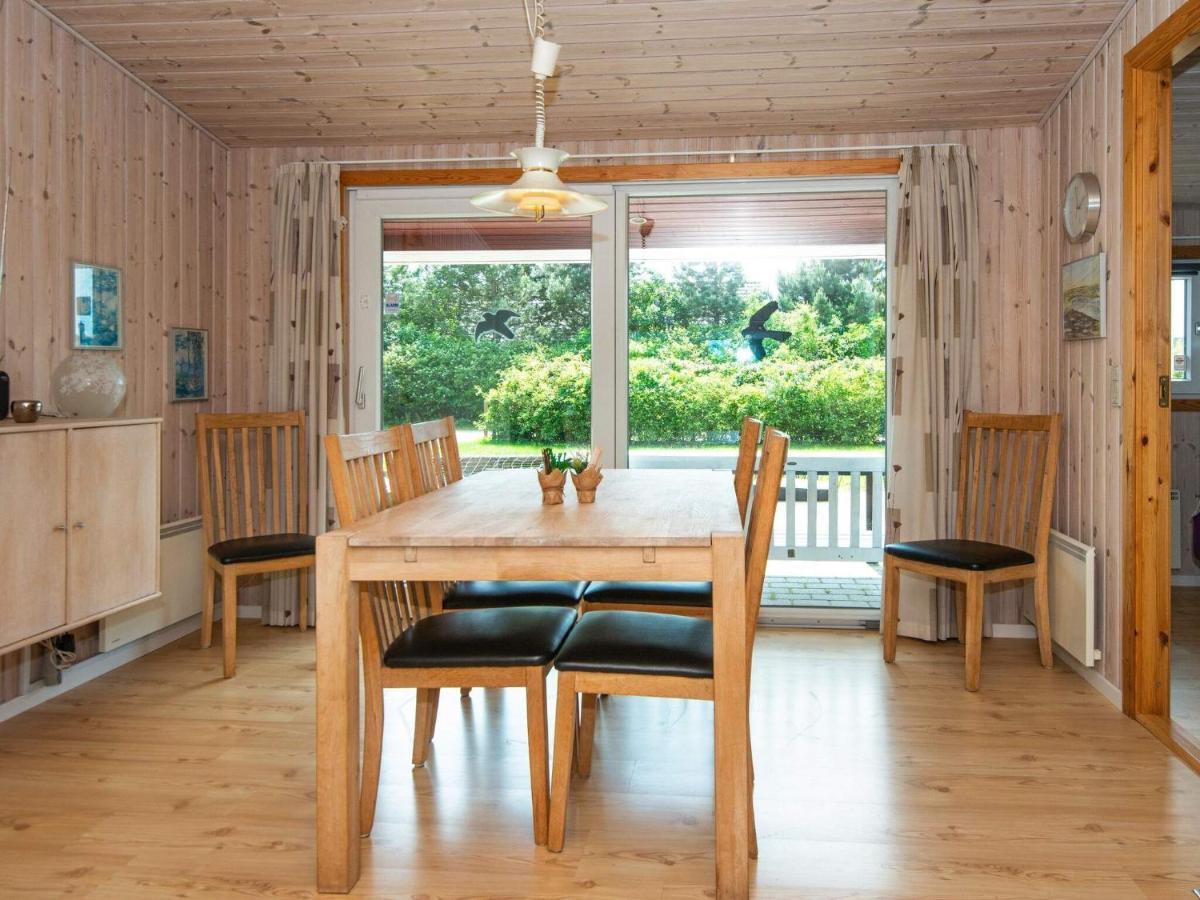 6 Person Holiday Home In Tarm Ngoại thất bức ảnh